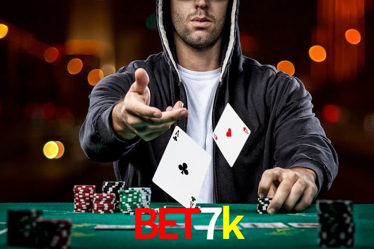 Comparação APP mobile vs versão web da bet7k